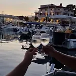 Riva Omišalj