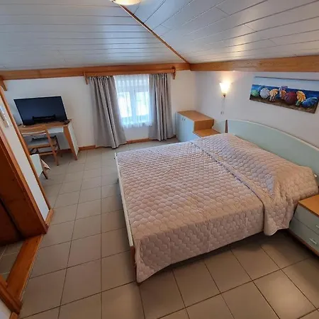 Riva Hotel