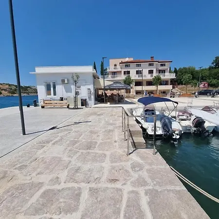 Hotel Riva Omišalj