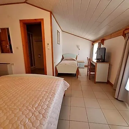 Riva Hotel