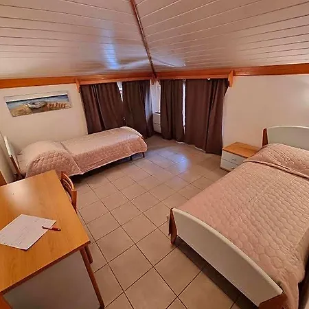 Riva 3*