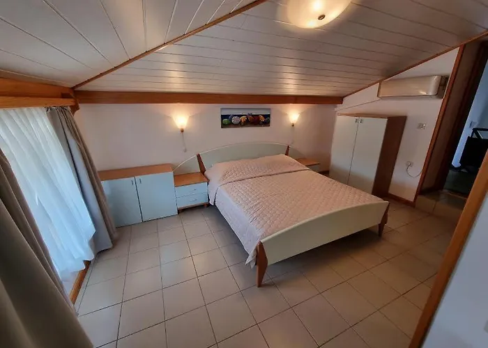 Hotel Riva Omišalj
